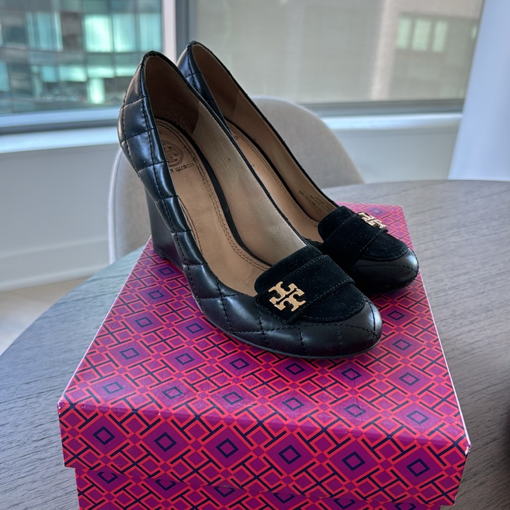 Tory Burch black heels size 7.5